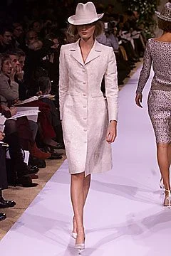 Look 18